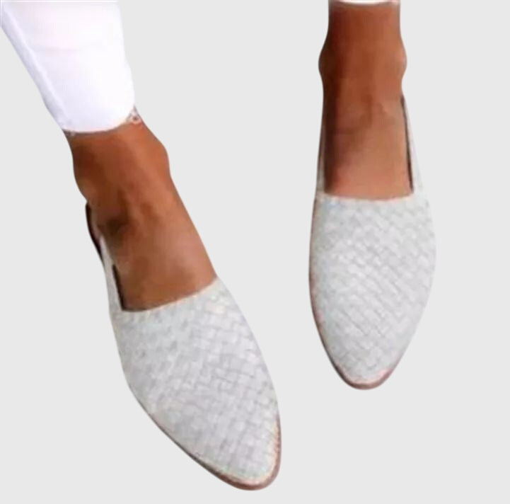 Women's Woven Orthopedic Mules with Pointed Toe