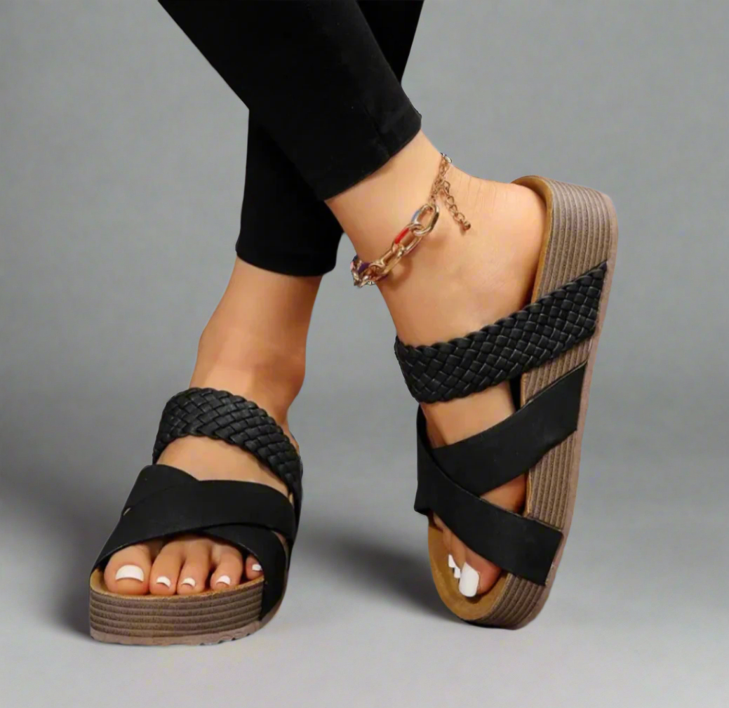 Women’s Orthopedic Comfort Sandals with Ergonomic Sole and Breathable Design