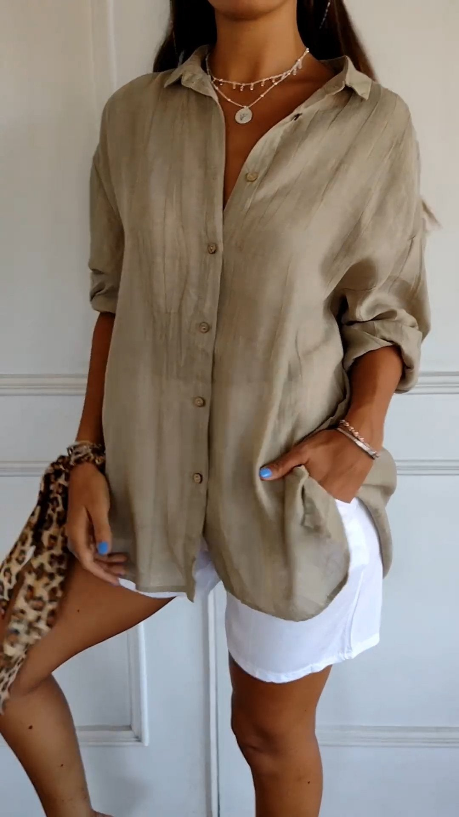 Women’s Oversized Linen Button-Down Shirt with Long Sleeves