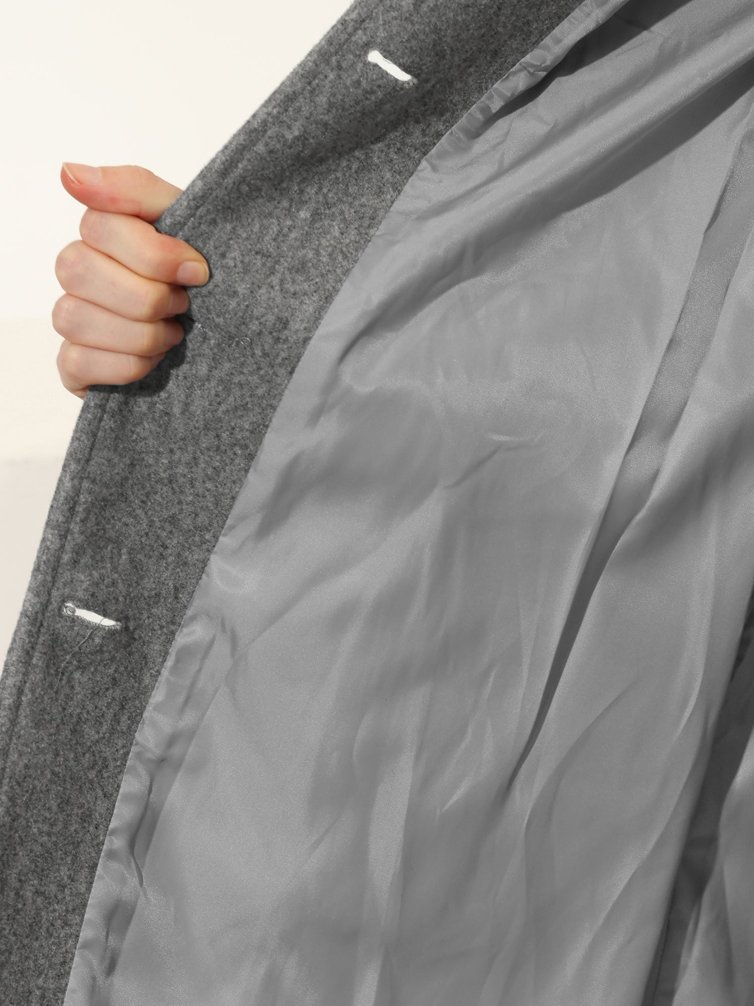 Women’s Tailored Single Breasted Coat with Wide Lapel