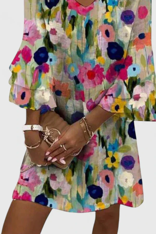 Women’s Floral Mini Dress with V Neckline and Relaxed Silhouette