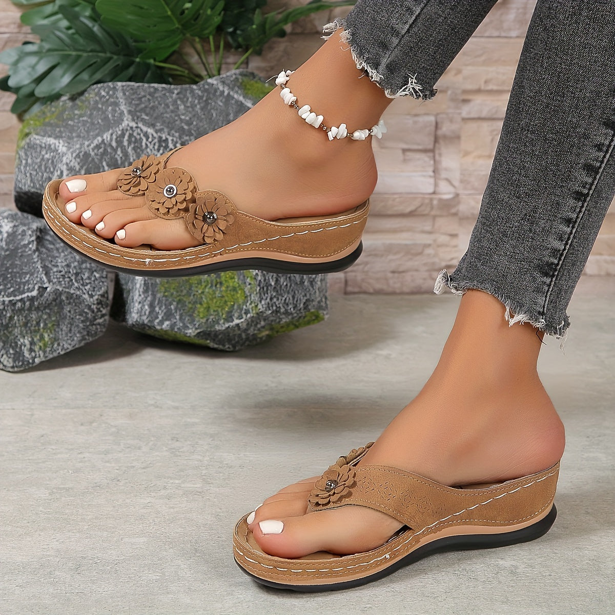 Women’s Orthopedic Slip-On Sandals with Cushioned Insole and Supportive Fit