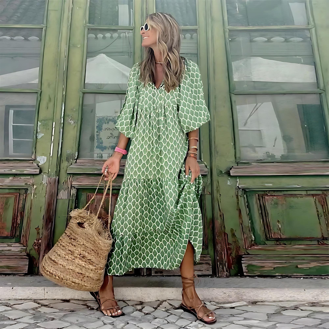 Women’s Summer Maxi Dress with Flowy Silhouette and Elegant Design