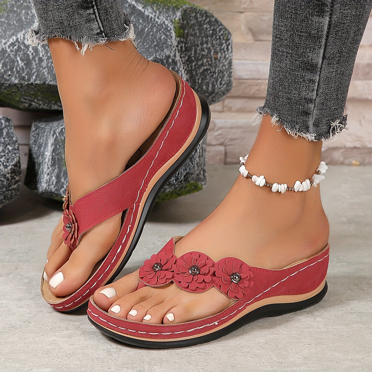 Women’s Orthopedic Slip-On Sandals with Cushioned Insole and Supportive Fit