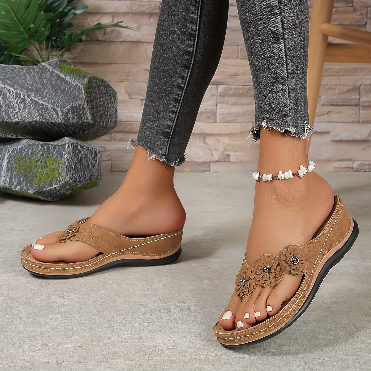 Women’s Orthopedic Slip-On Sandals with Cushioned Insole and Supportive Fit