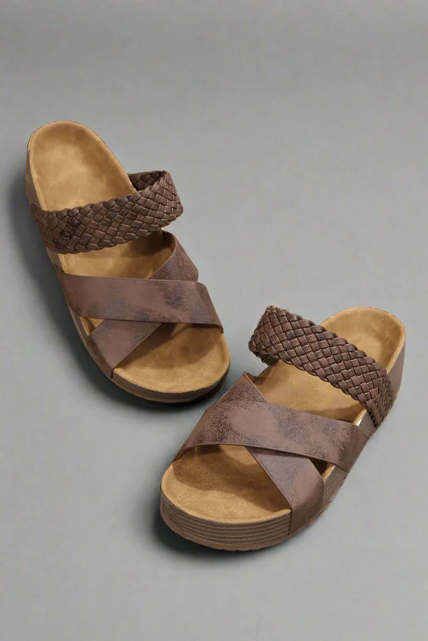 Women’s Orthopedic Comfort Sandals with Ergonomic Sole and Breathable Design