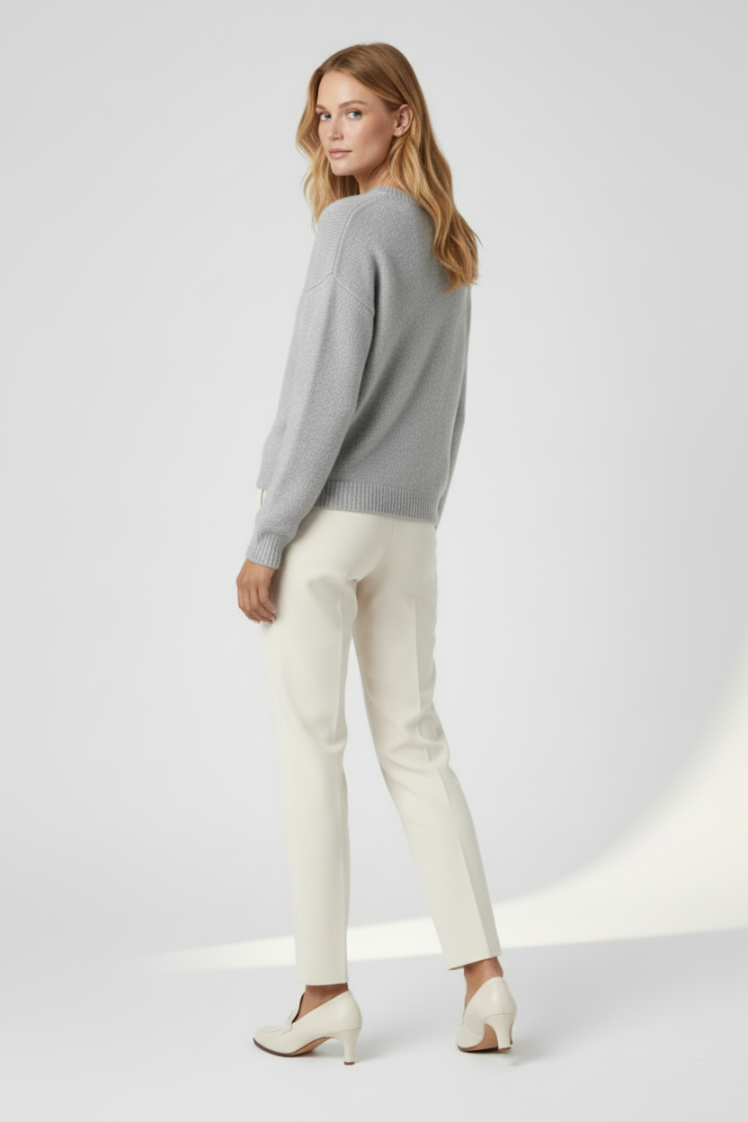 Klassisk Rund Udsnit Strik Sweater med Lange Ærmer