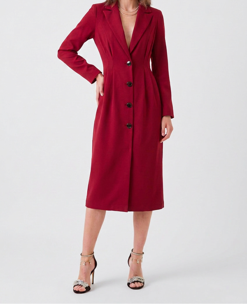 Tailored Knee-Length Dress with Lapel Neckline