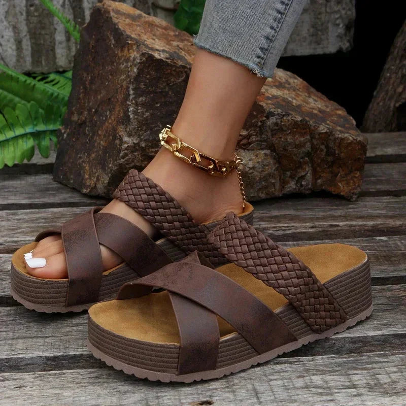 Women’s Orthopedic Comfort Sandals with Ergonomic Sole and Breathable Design