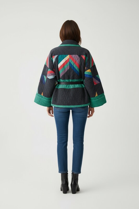 Vintage-Inspired Women's Jacket with Timeless Charm